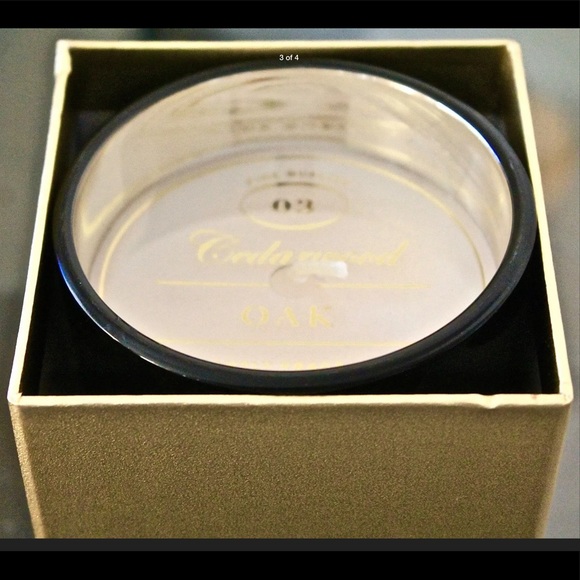 DW HOME CEDARWOOD OAK CANDLE RICHLY SCENTED BOX - Picture 3 of 4